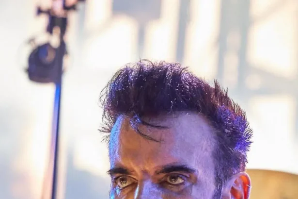 Simon Gallup